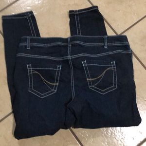 Plus size skinny jeans